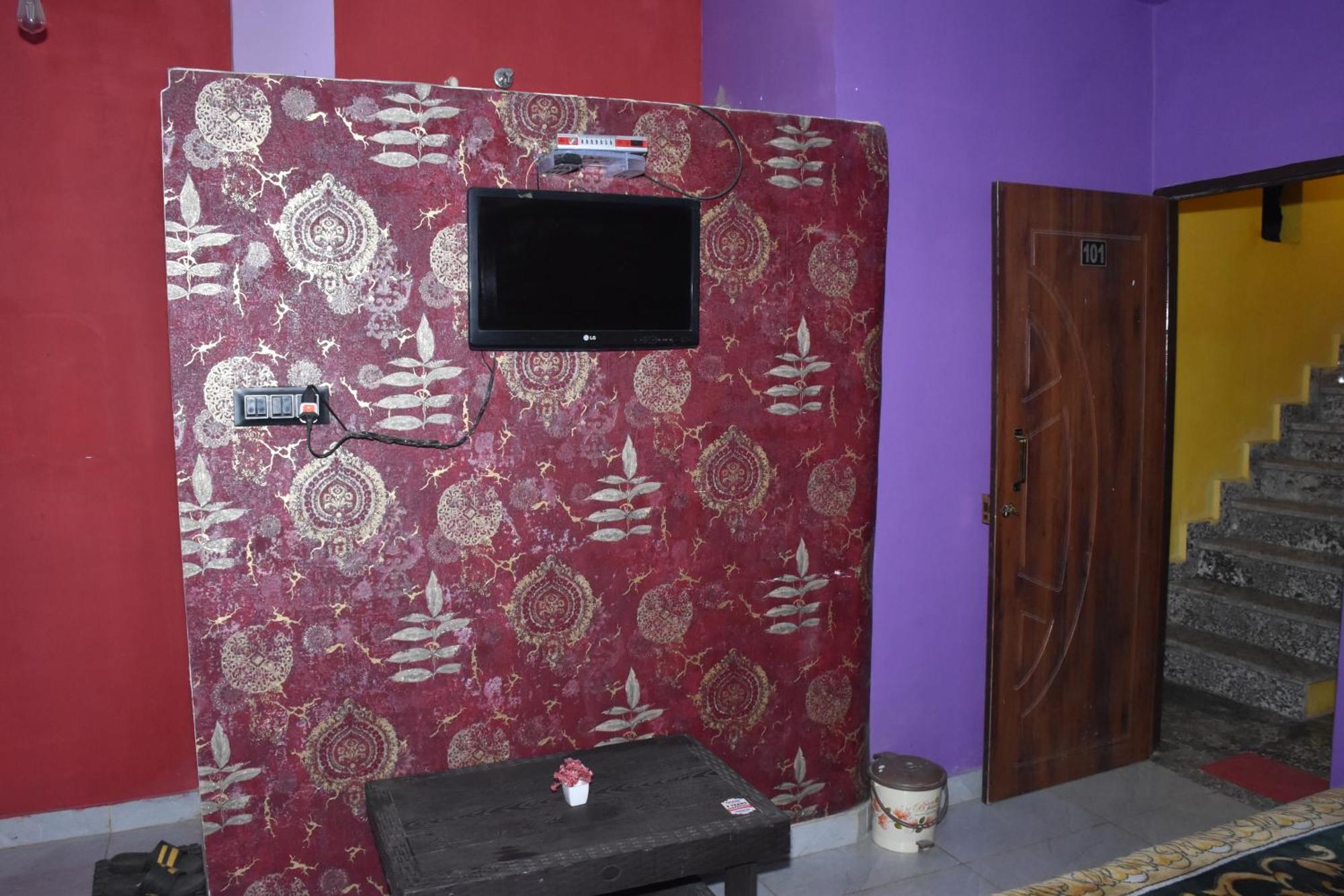Veda'S Grand P.G Hotel Varanasi Exterior photo